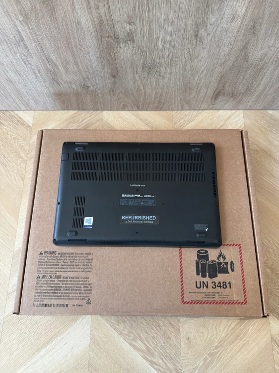Odnowiony-Dell-Latitude-5400-i7-8665U-16-GB-512-GB-Dotyk-Win11-Typ-dysku-twardego-SSD.jpg