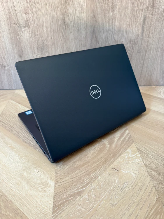 Odnowiony-Dell-Latitude-5400-i7-8665U-16-GB-512-GB-Dotyk-Win11-Pojemnosc-dysku-512-GB.jpg