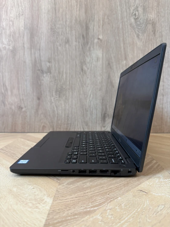 Odnowiony-Dell-Latitude-5400-i7-8665U-16-GB-512-GB-Dotyk-Win11-Wielkosc-pamieci-RAM-16-GB.jpg