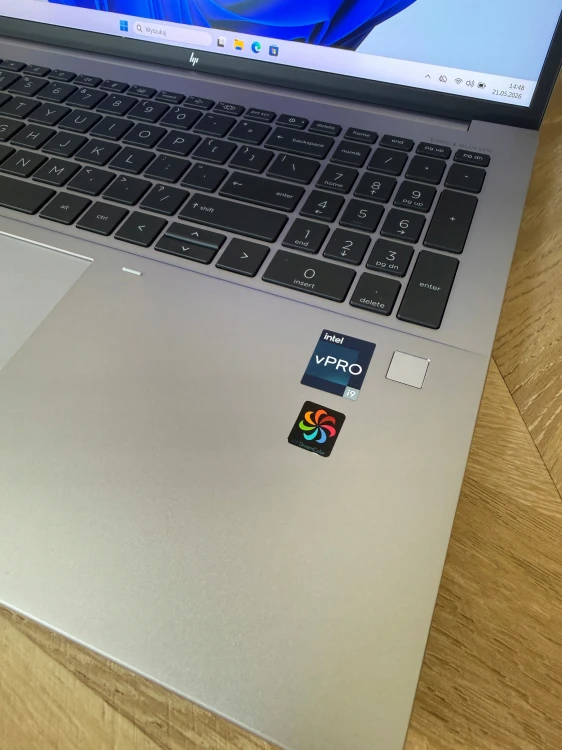 OKAZJA-HP-ZBook-Fury-16-G9-i9-12950HX-RTX-A2000-32GB-1TB-4K-DREAMCOLOR-Liczba-rdzeni-procesora-16.jpg