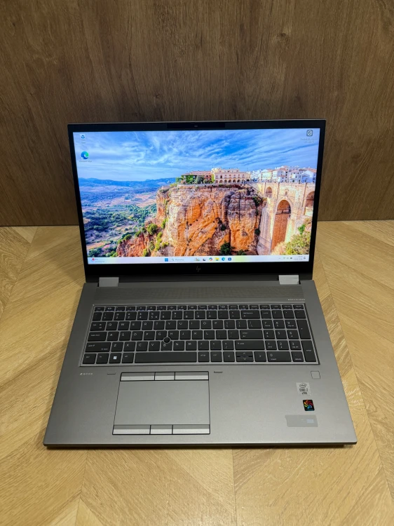HP-ZBOOK-FURY-17-G7-i7-64GB-1TB-RTX-5000-MAX-Q-4K-DREAMCOLOR-100-RGB-Kod-producenta-ZBOOK-FURY-17-G7-i7-64GB-1TB-RT5000-MAX-Q.jpg