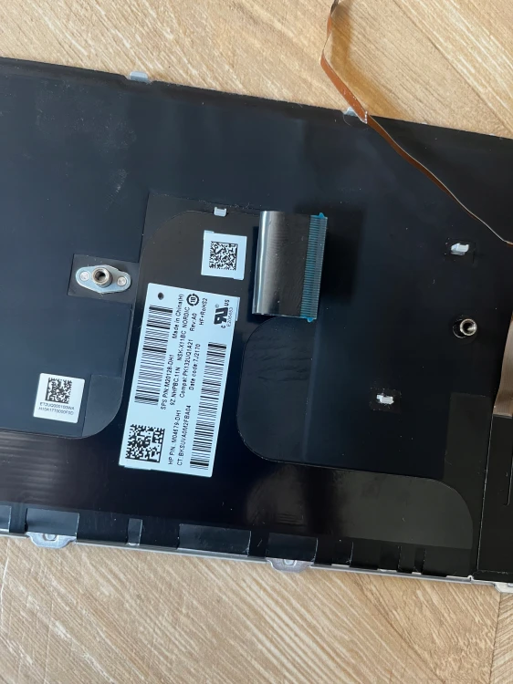 ORYGINALNA-KLAWIATURA-HP-ZBOOK-FURY-17-G7-G8-Podswietlana-SZWEDZKA-Do-laptopow-HP-Compaq.jpg